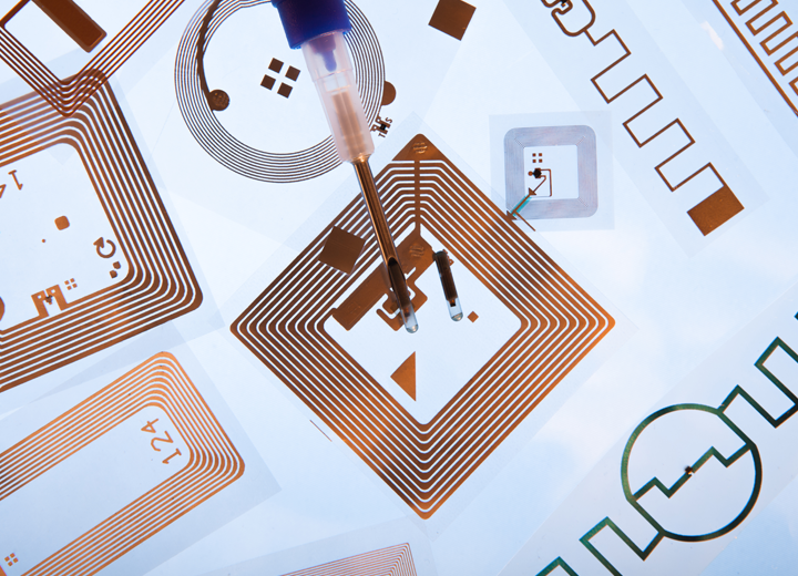 RFID adhesive labels